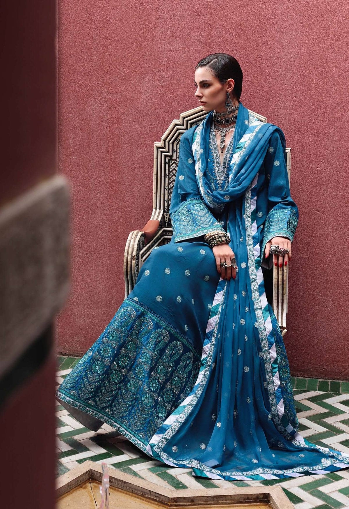 img_mushq_nuvera_silk_awwal_boutique