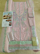 img_mushq_astoria_lawn_23_awwal_boutique