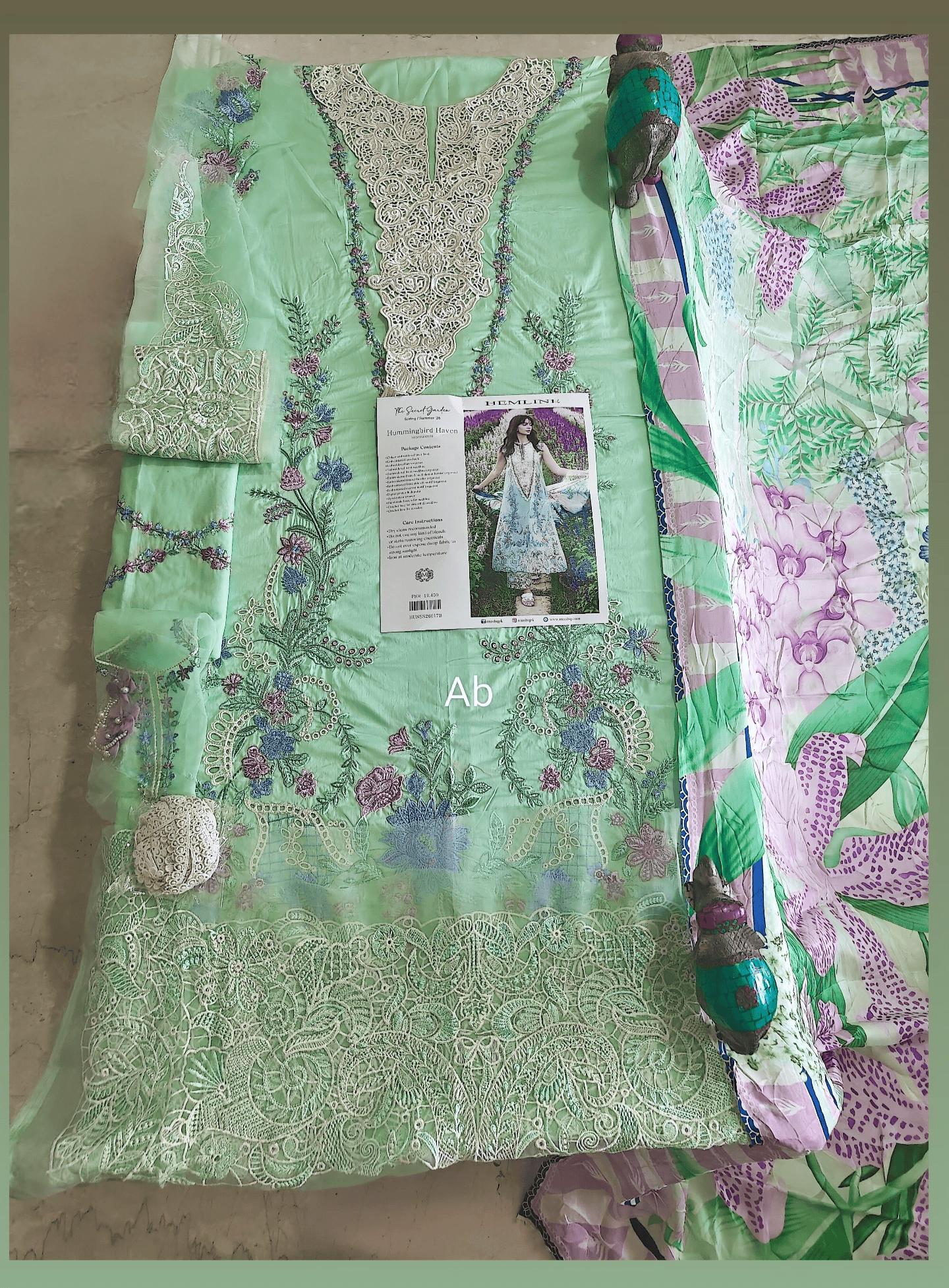 img_mushq_hemline_awwal_boutique