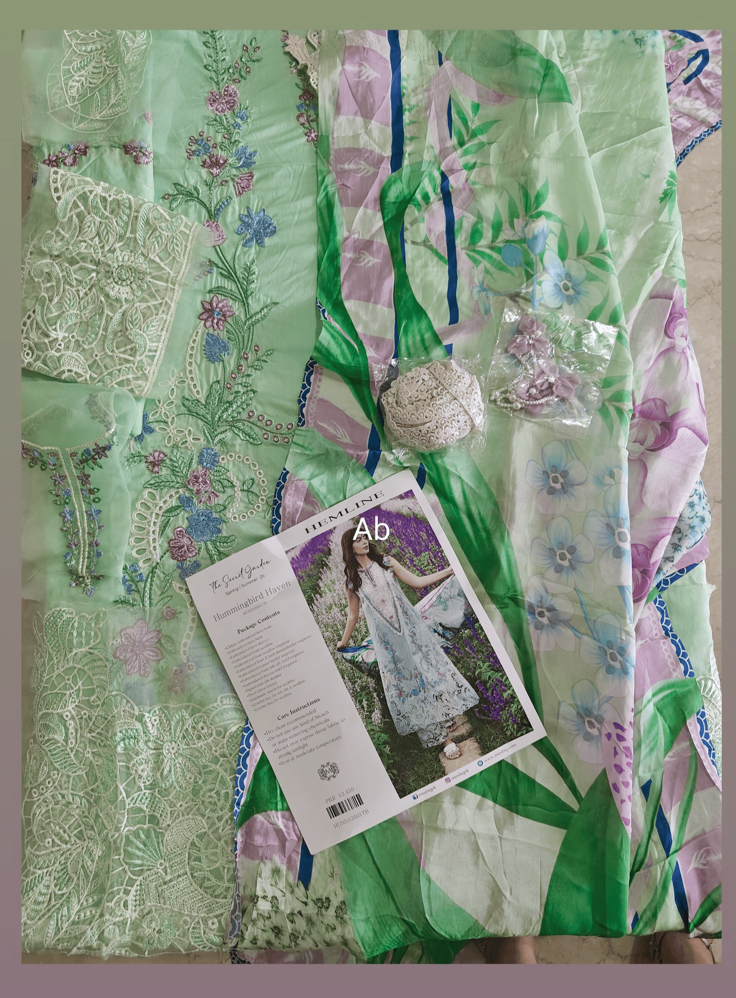 Open Pic/Mushq Hemline 26/Hummingbird Haven/Silk Dupatta/Mint Green