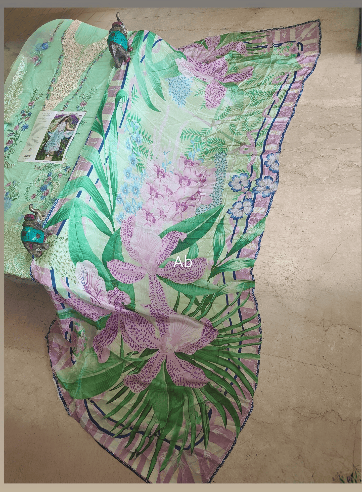 Open Pic/Mushq Hemline 26/Hummingbird Haven/Silk Dupatta/Mint Green