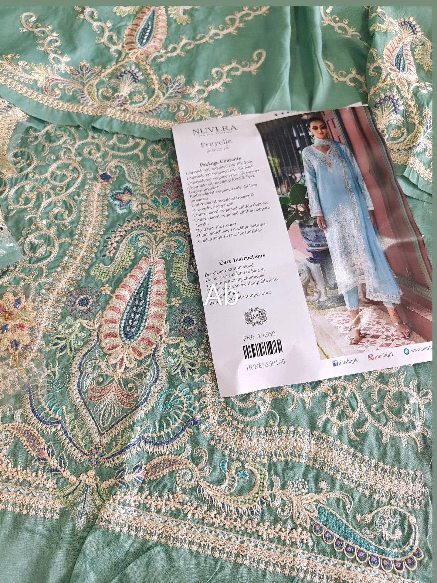 img_mushq_nuvera_silk_awwal_boutique