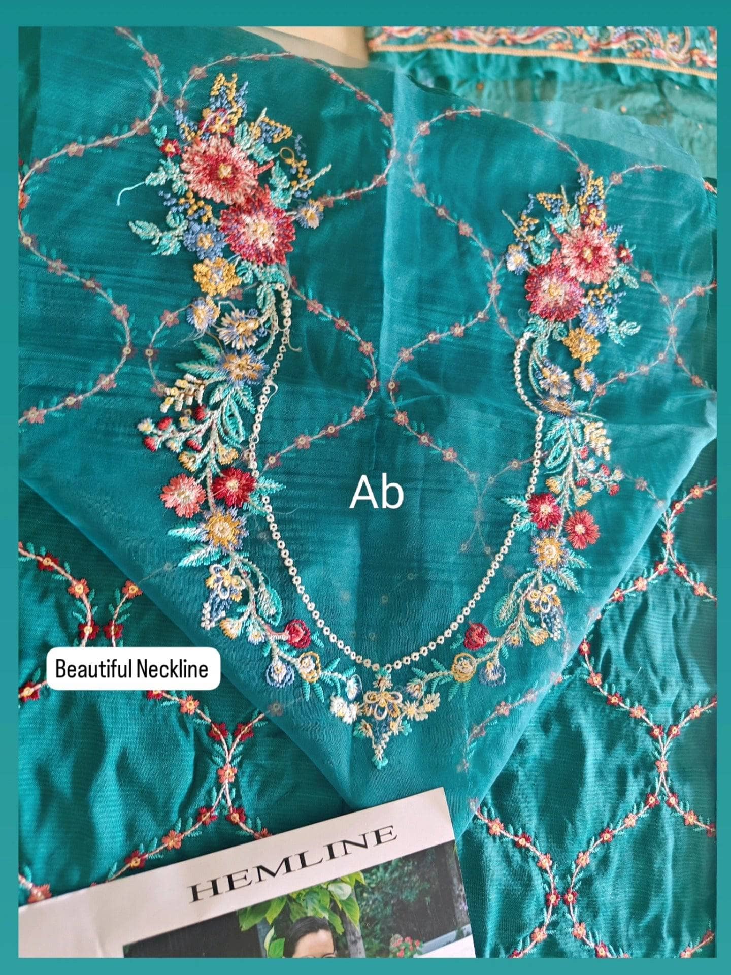 img_mushq_nuvera_silk_awwal_boutique