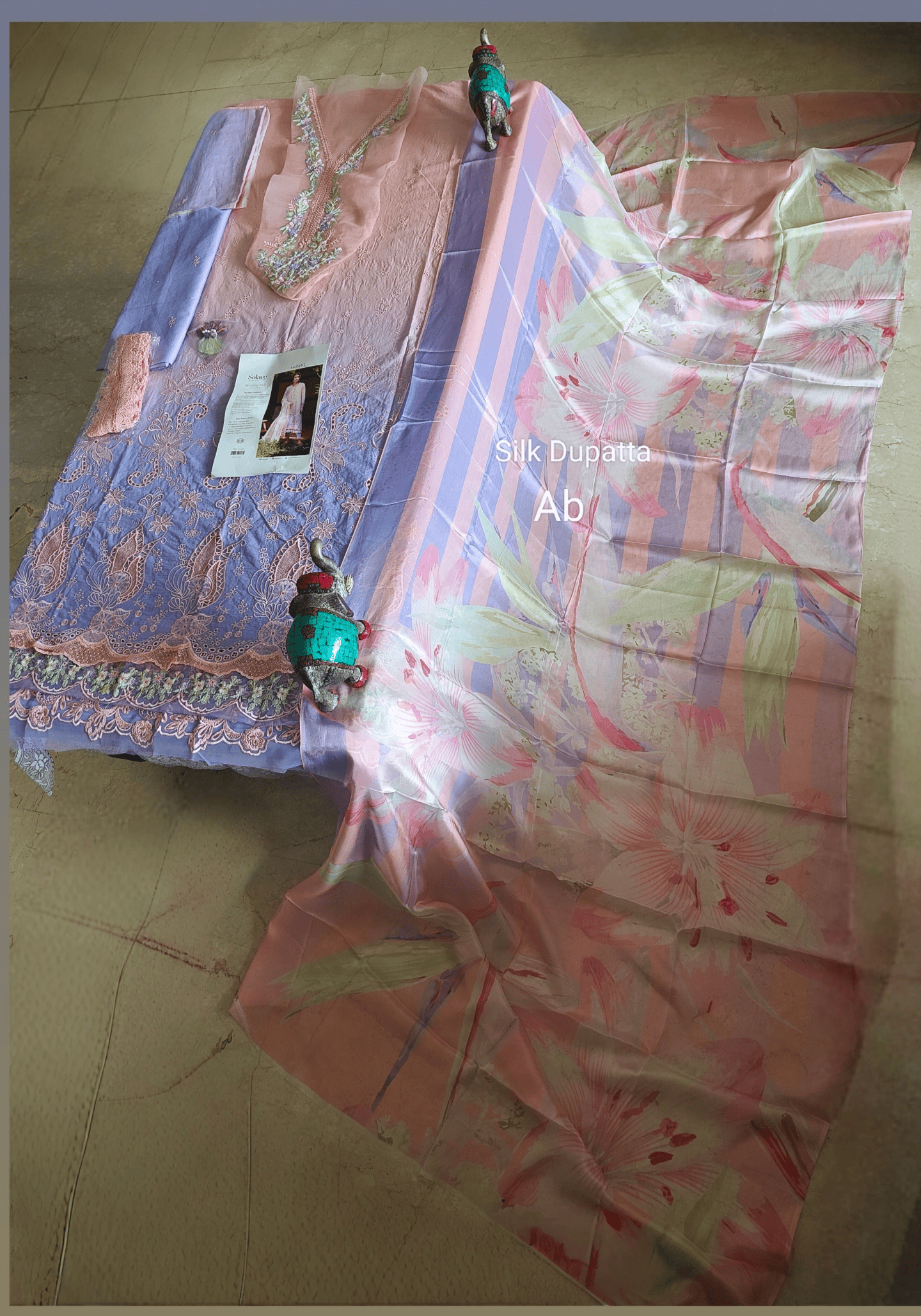 img_mushq_solace_awwal_boutique