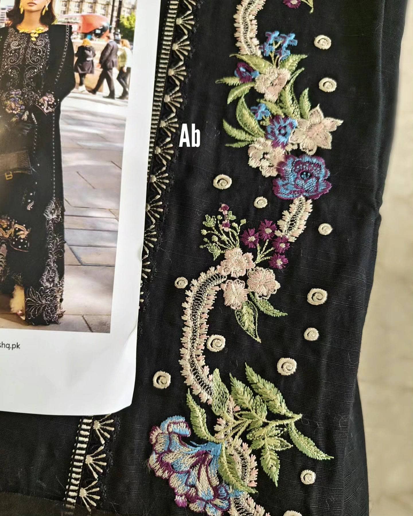 img_mushq_broadway_awwal_boutique