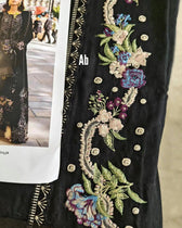 img_mushq_broadway_awwal_boutique