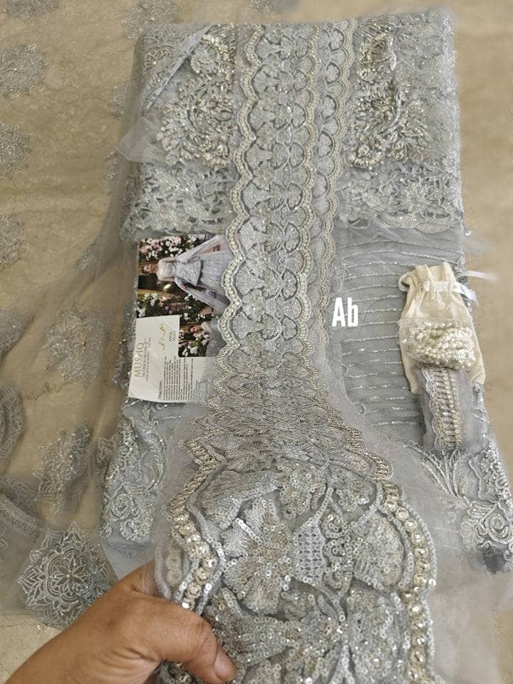 img_open_pic_mushq_trousseau_de_luxe_formal_wedding_awwal_boutique