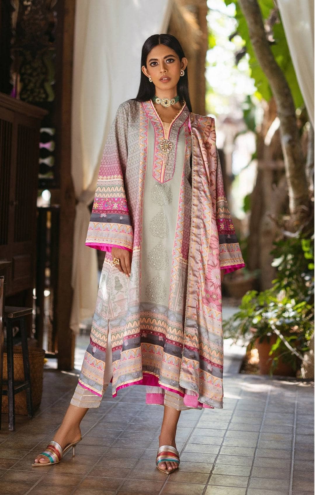 img_mushq_silk_awwal_boutique