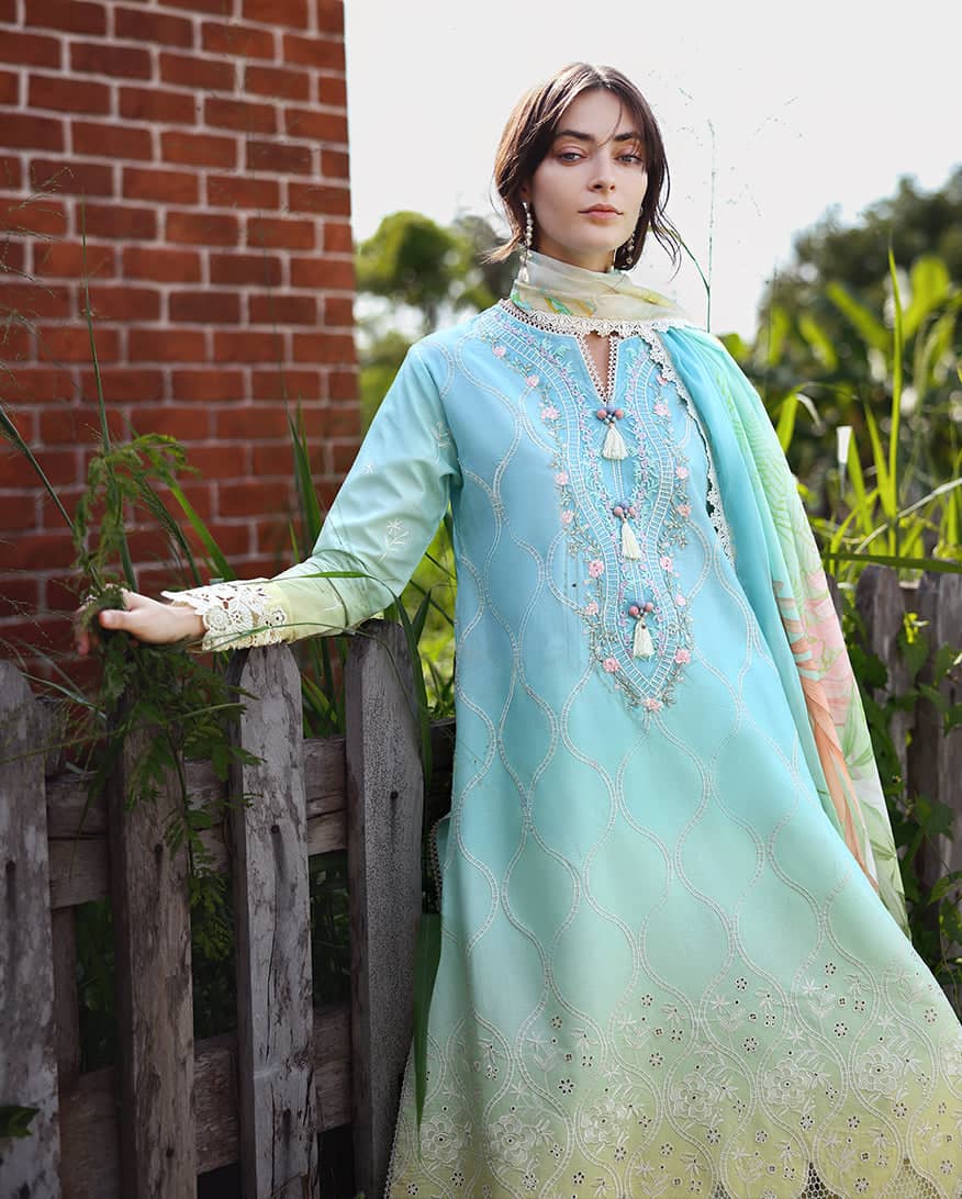 Sale‼️Mushq Solace Luxury 26/Ethereal Pause/Blue&Yellow