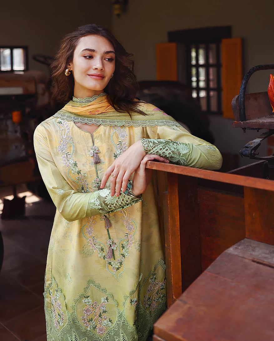 Restocked/Mushq Solace Luxury 26/Quite Bloom/Yellow&Green
