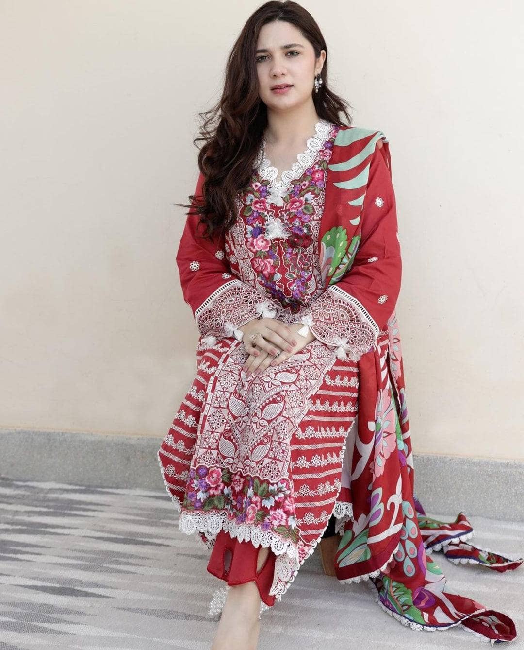 img_mushq_hemline_awwal_boutique