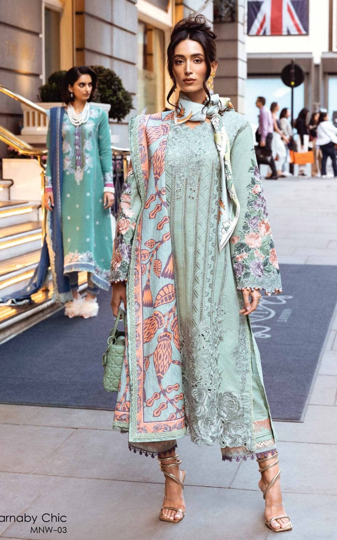 img_mushq_broadway_awwal_boutique