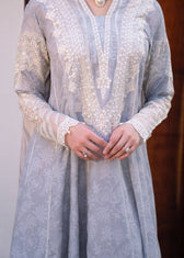 img_myeesha_lawn_awwal_boutique