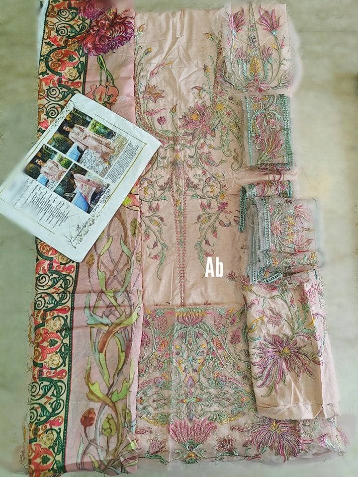 img_nilofer_shahid_lawn_awwal_boutique