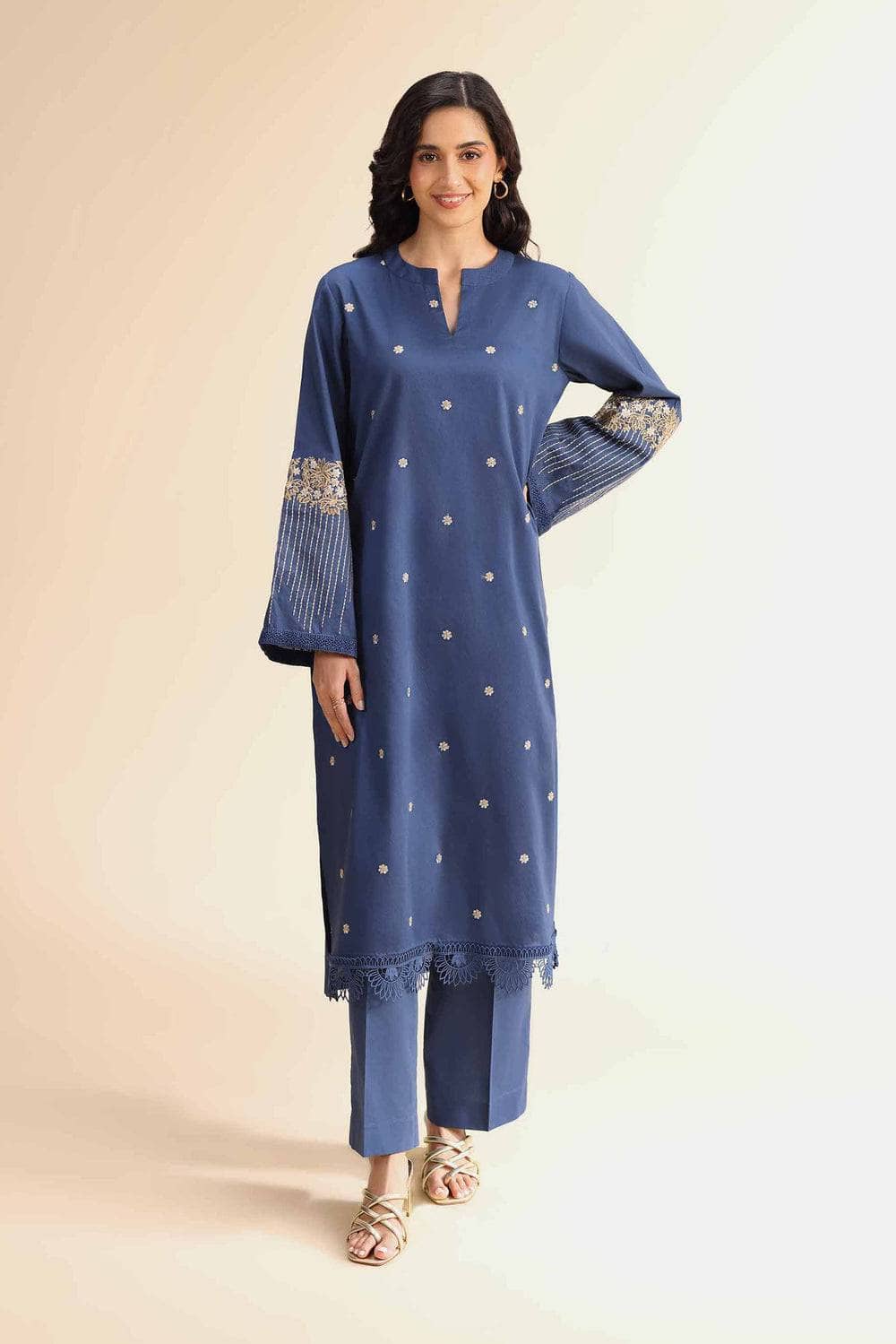ing_nishat_lawn_awwal_boutique