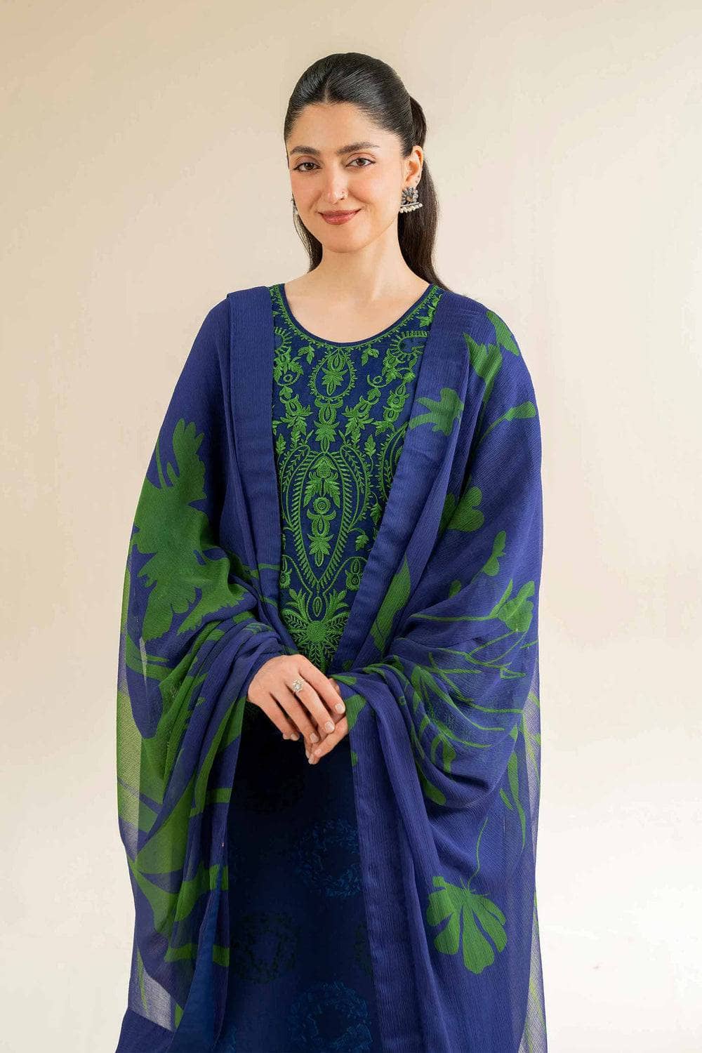 img_nishat_lawn_awwal_boutique