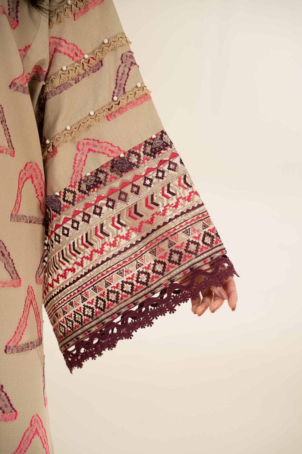 img_nishat_lawn_awwal_boutique