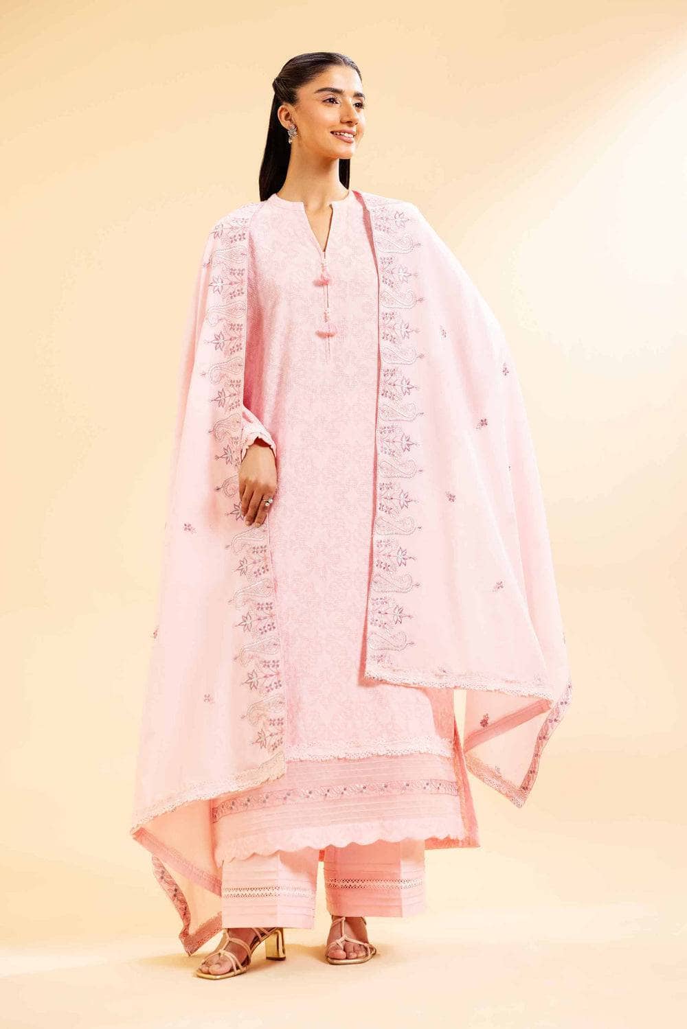 img_nishat_lawn_awwal_boutique