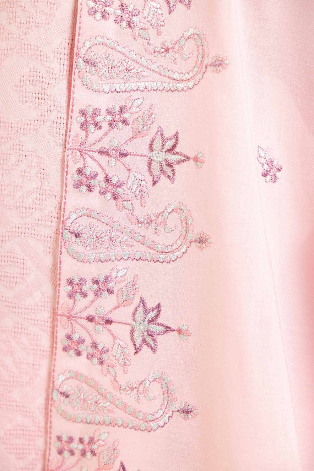 img_nishat_lawn_awwal_boutique
