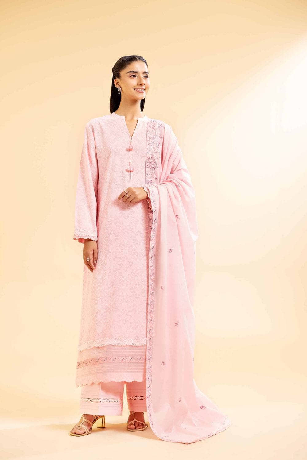 img_nishat_lawn_awwal_boutique
