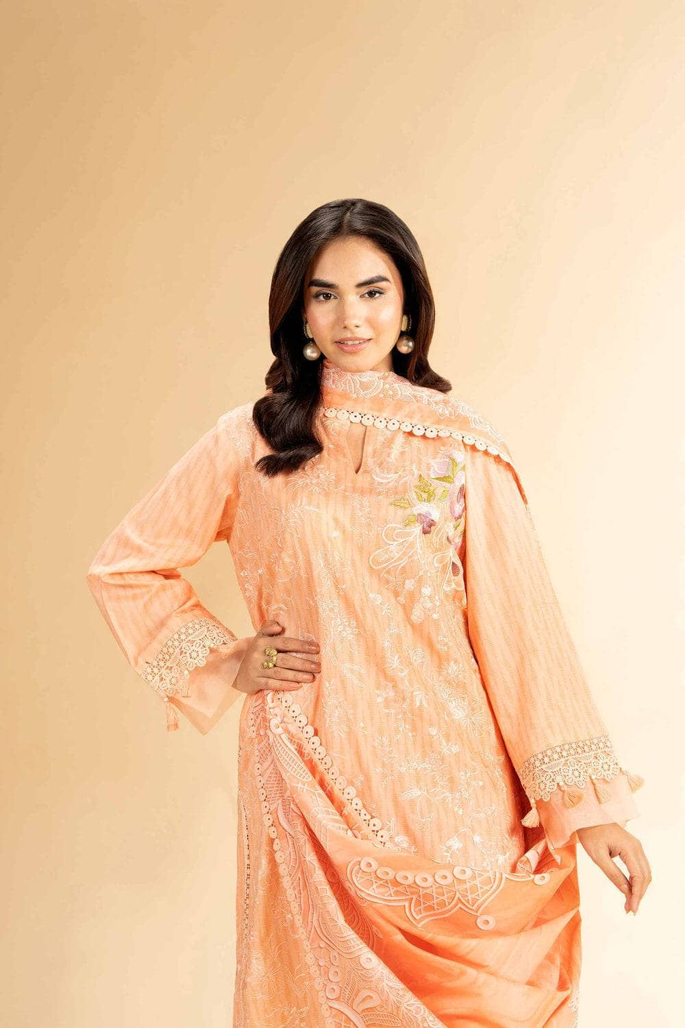 img_nishat_lawn_awwal_boutique