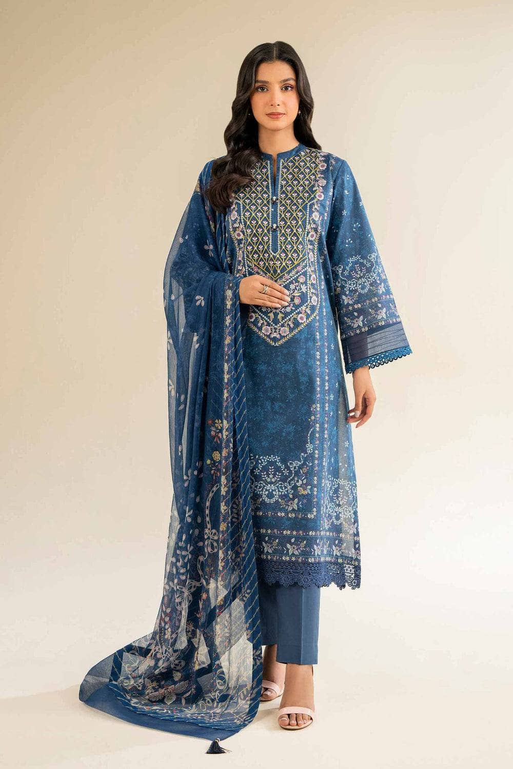 img_nishat_lawn_awwal_boutique