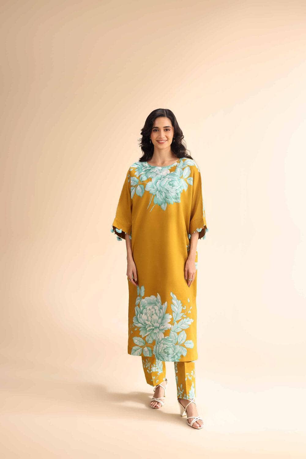42501012

ing_nishat_lawn_awwal_boutique