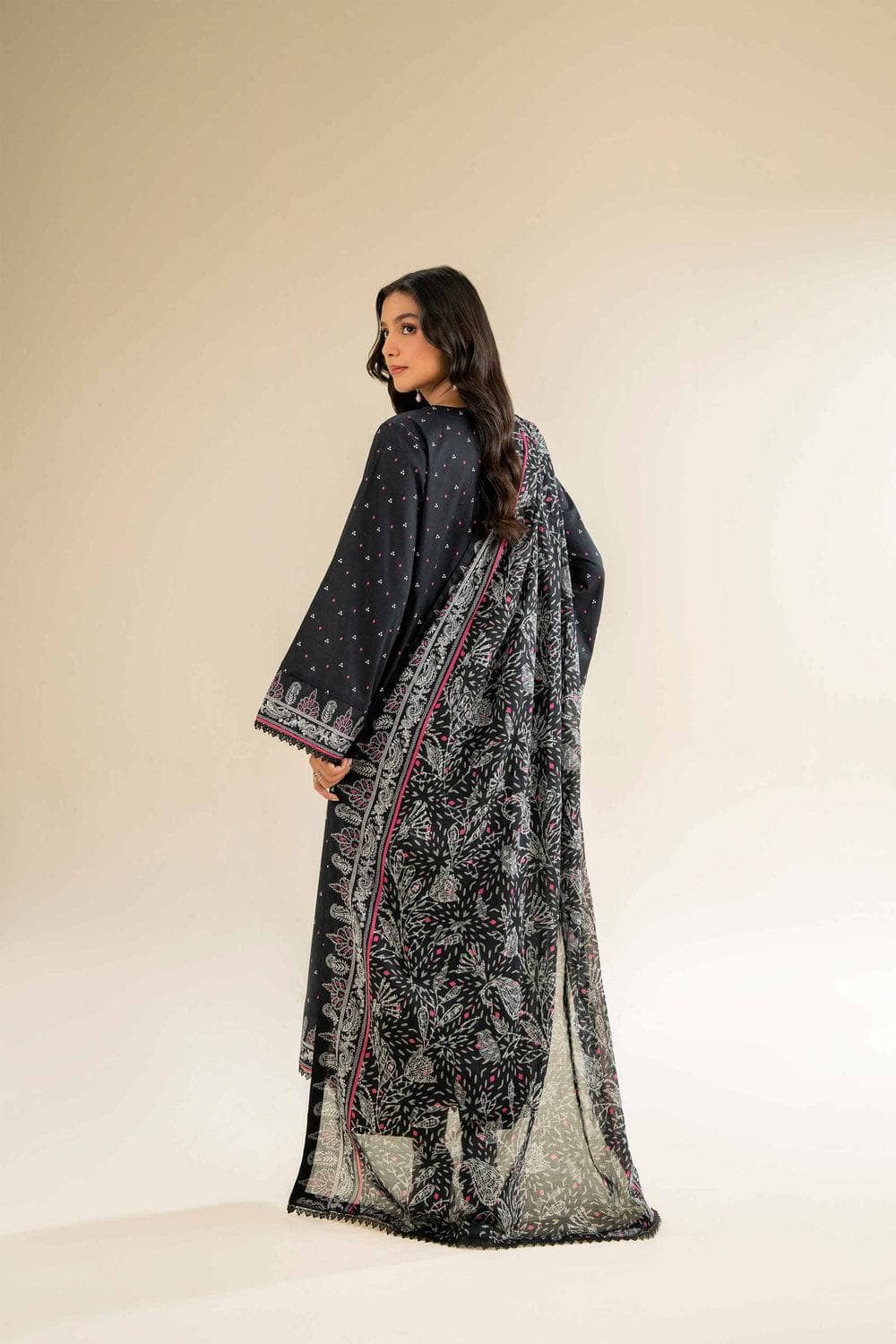 img_nishat_lawn_awwal_boutique