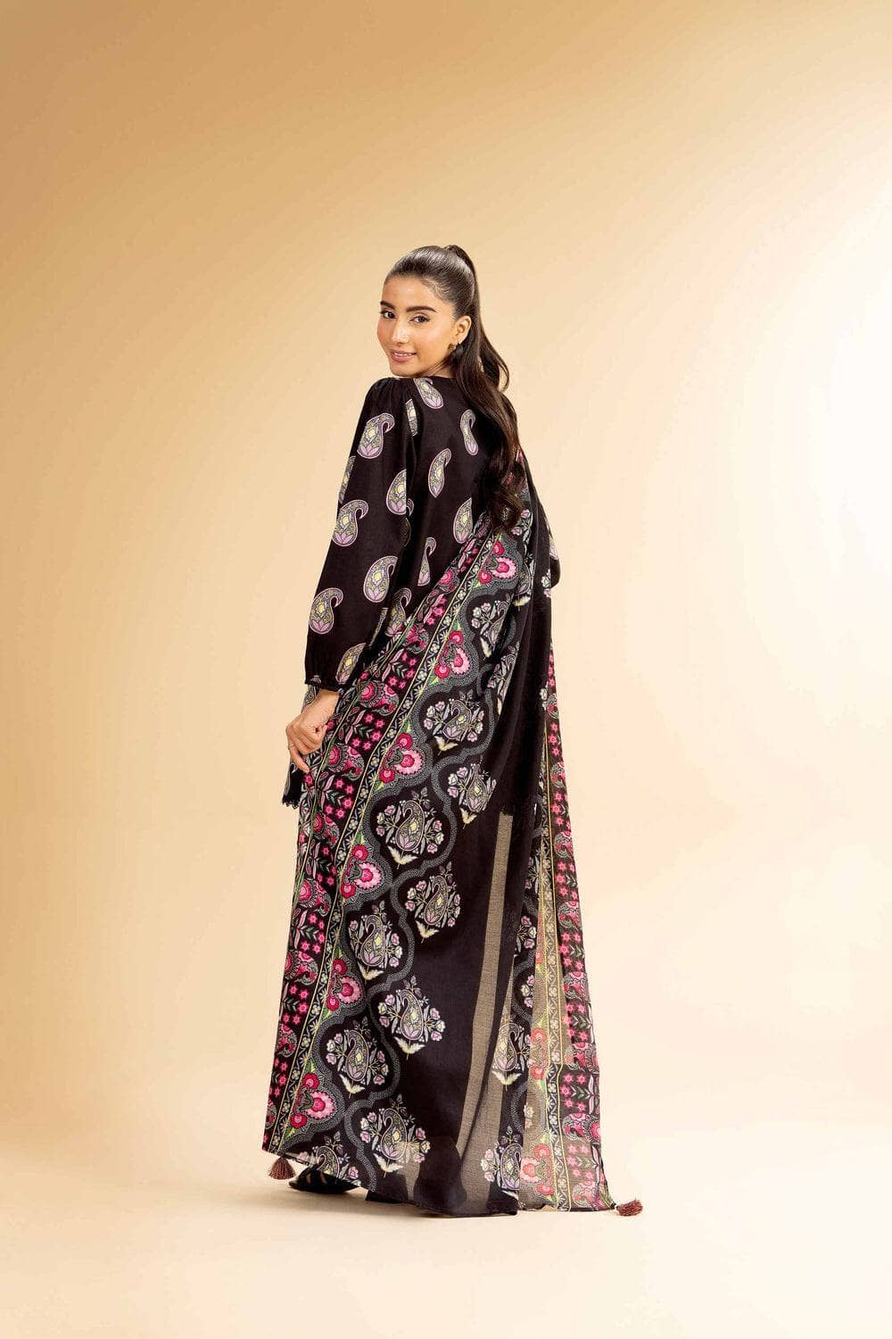 img_nishat_lawn_awwal_boutique