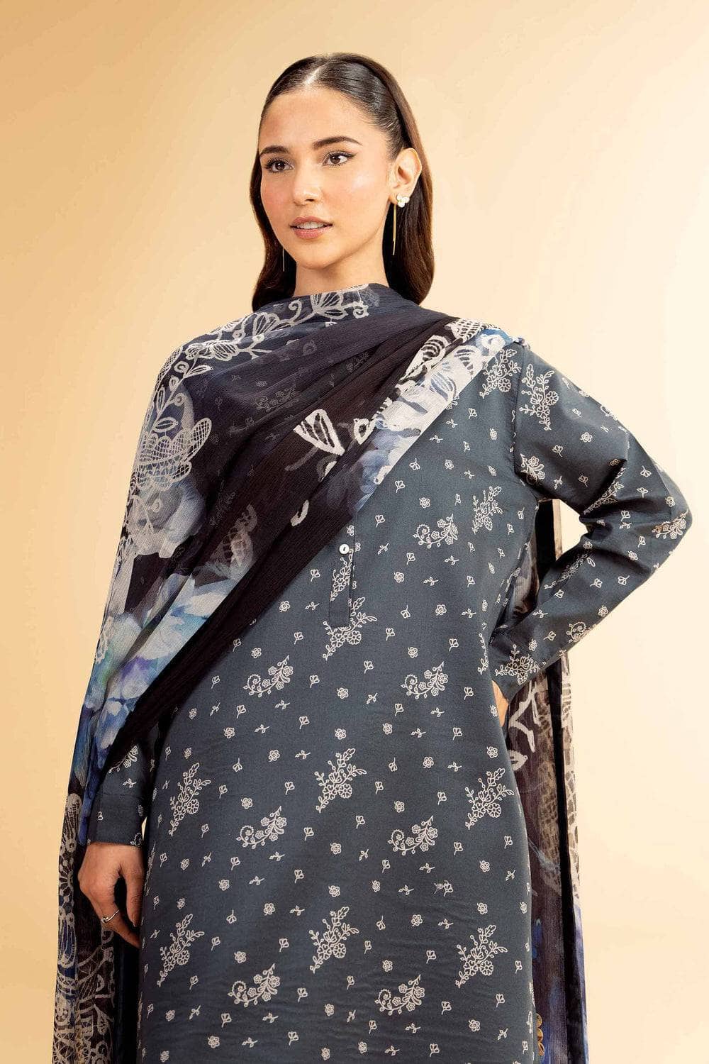 img_nishat_lawn_awwal_boutique