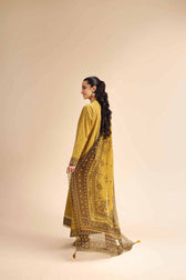 img_nishat_lawn_awwal_boutique