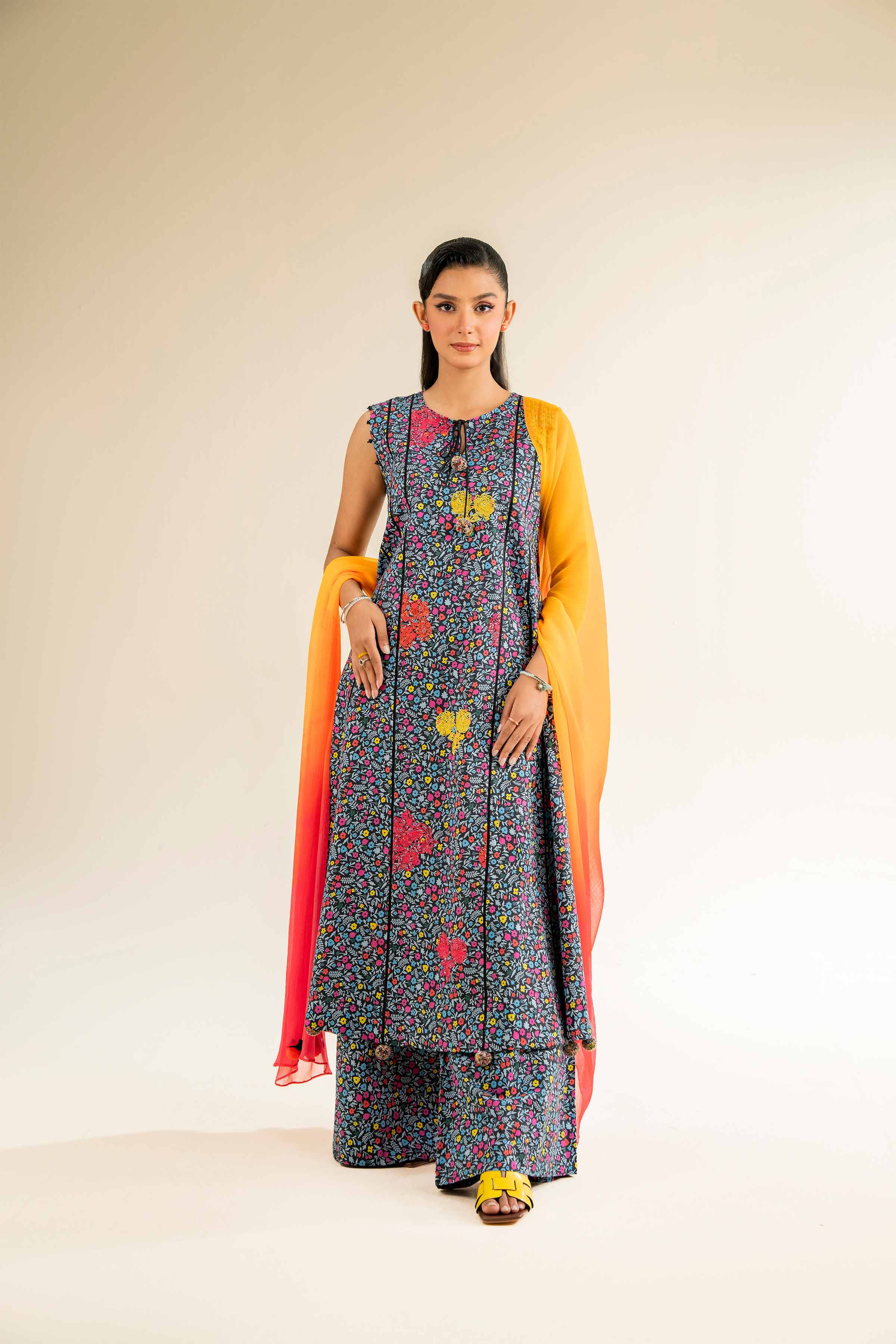 img_nishat_cross_season_edit_awwal_boutique