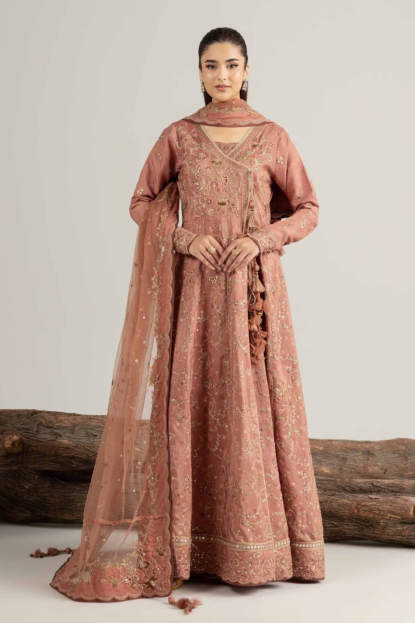 img_nishat_eid_lawn_26_awwal_boutique