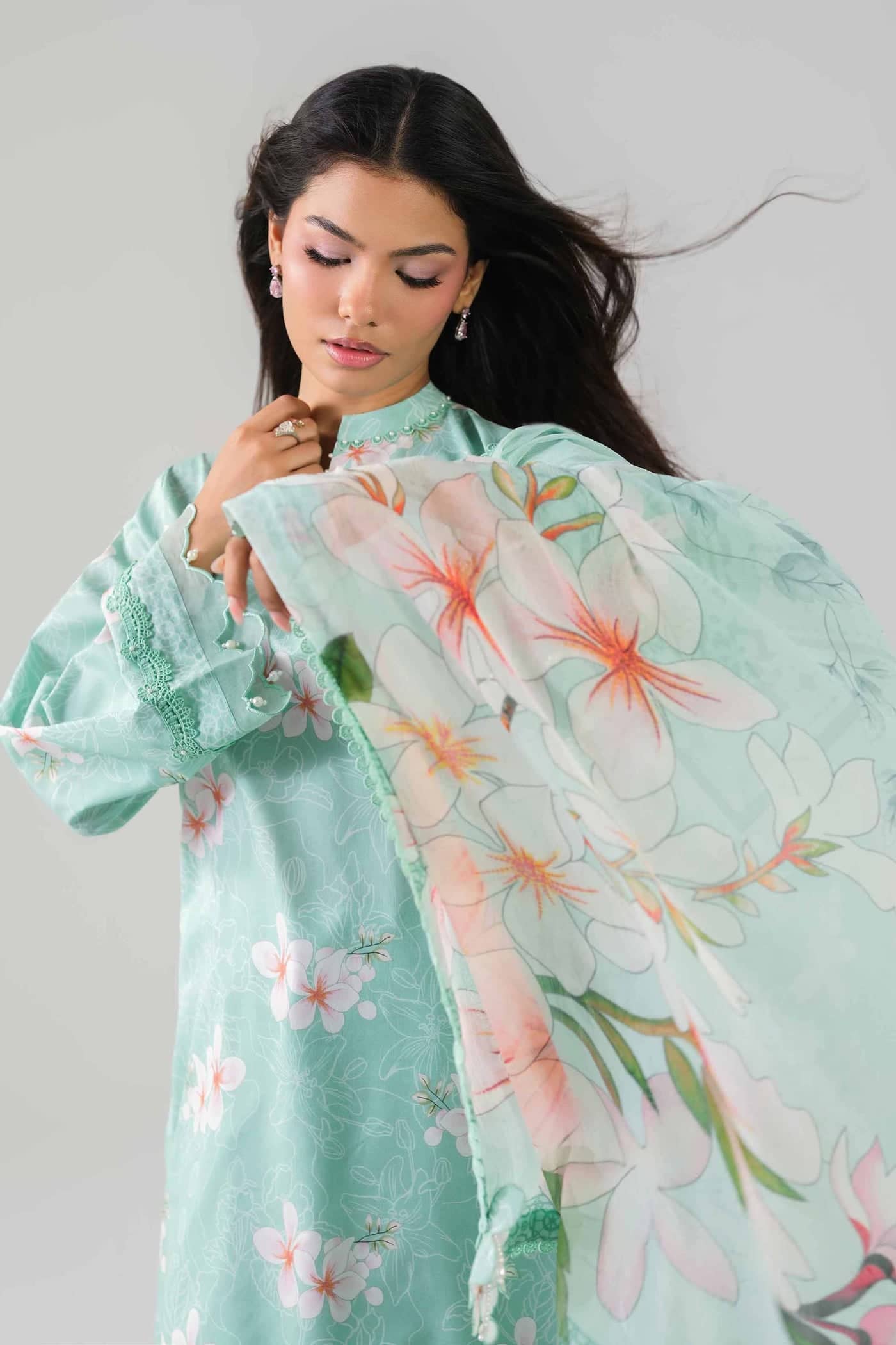 Nishat Eid Launch/42601028/Shirt Dupatta Set