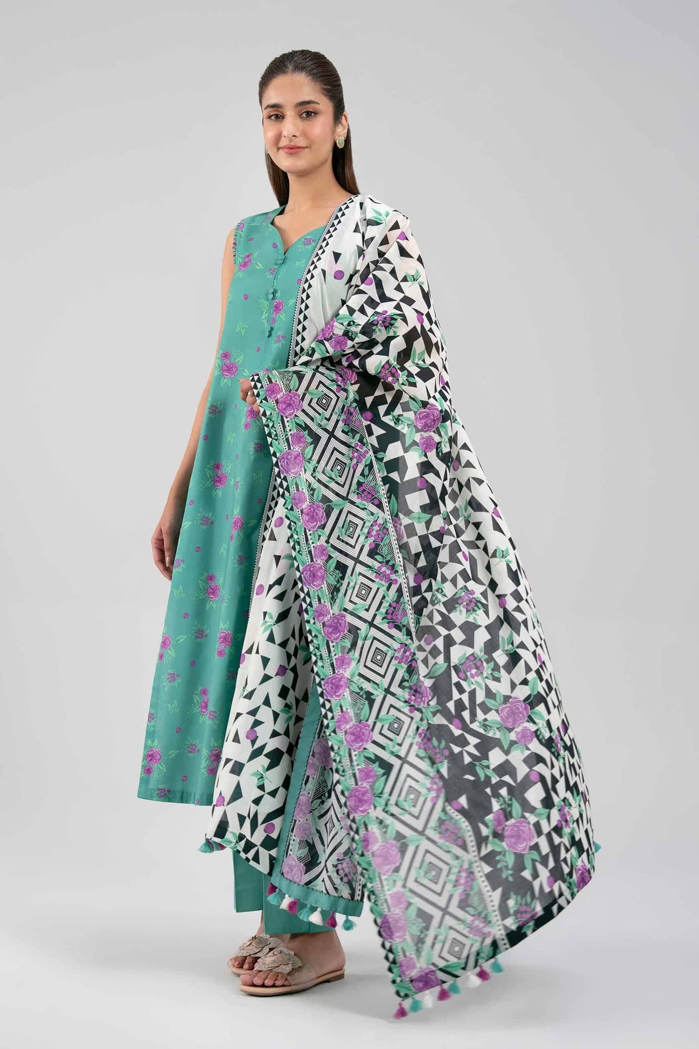 img_nishat_eid_lawn_awwal_boutique