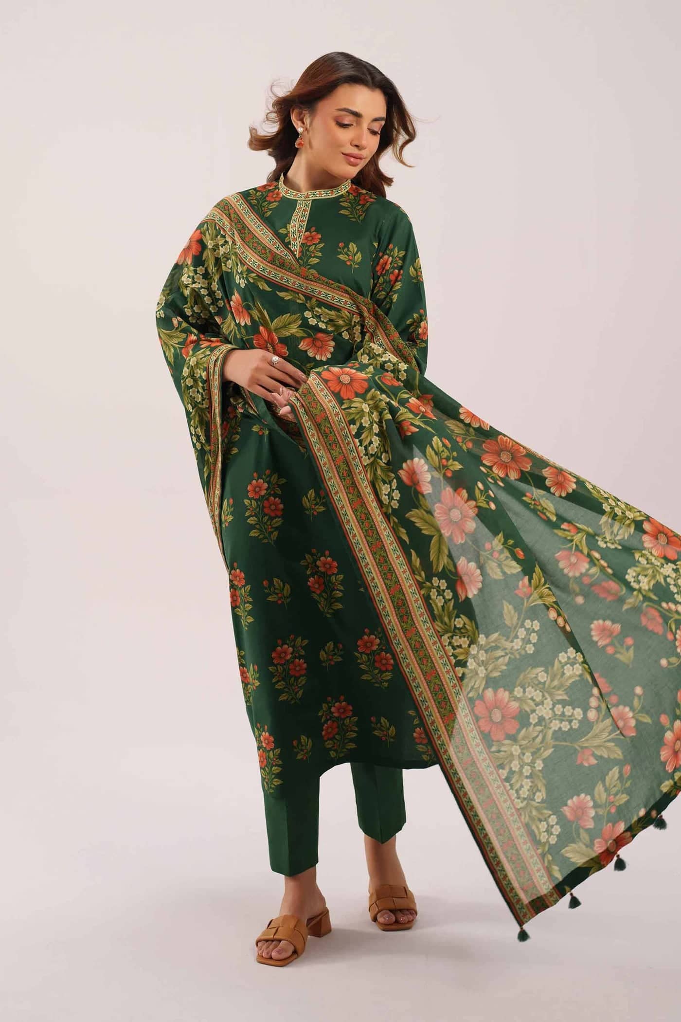 img_nishat_lawn_awwal_boutique