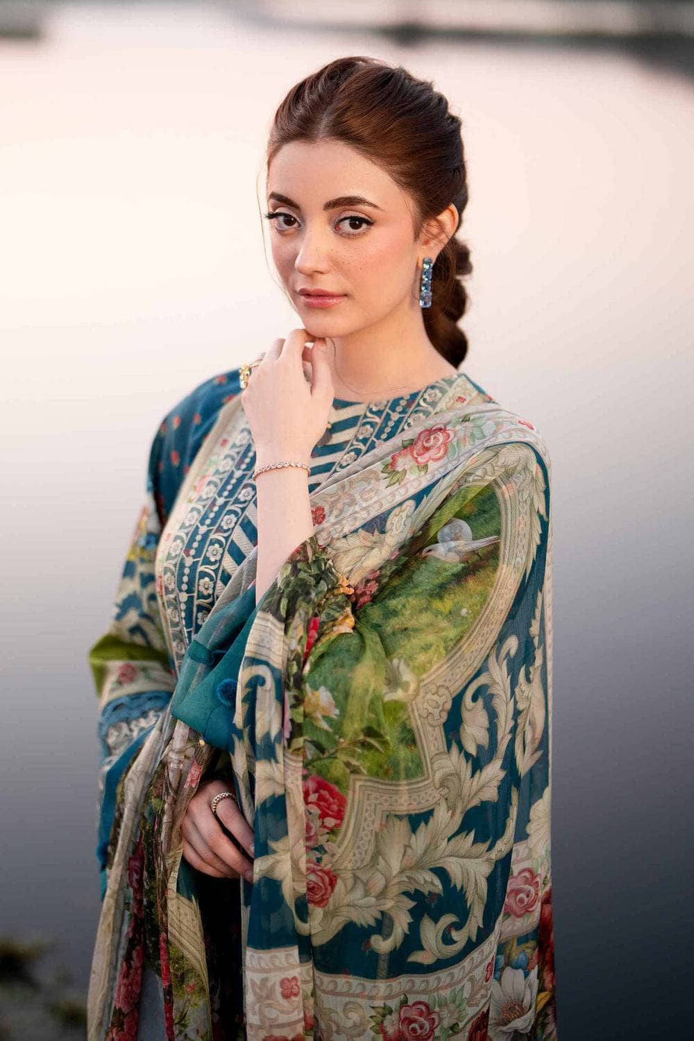 img_nishat_lawn_25_awwal_boutique