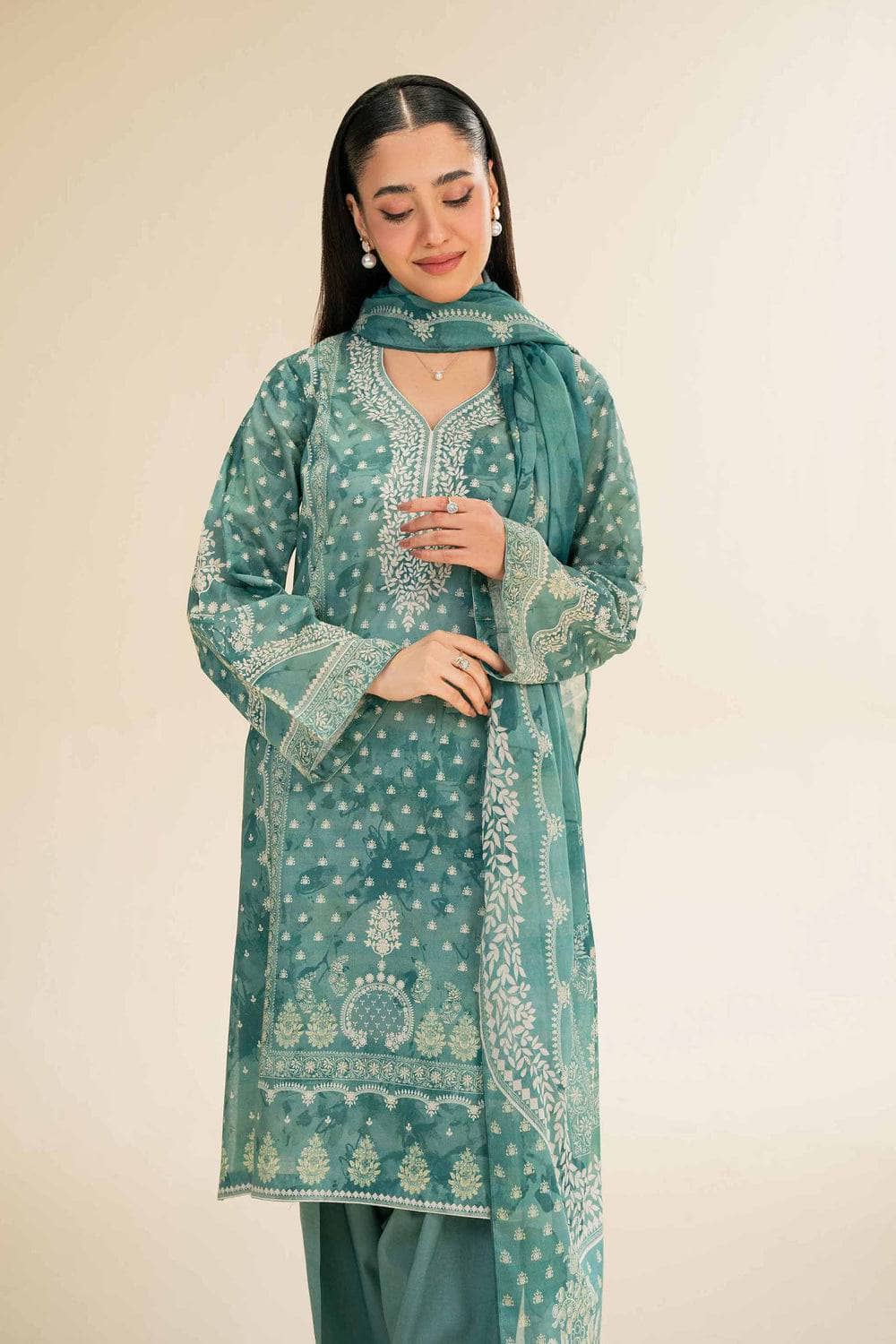 img_nishat_lawn_awwal_boutique