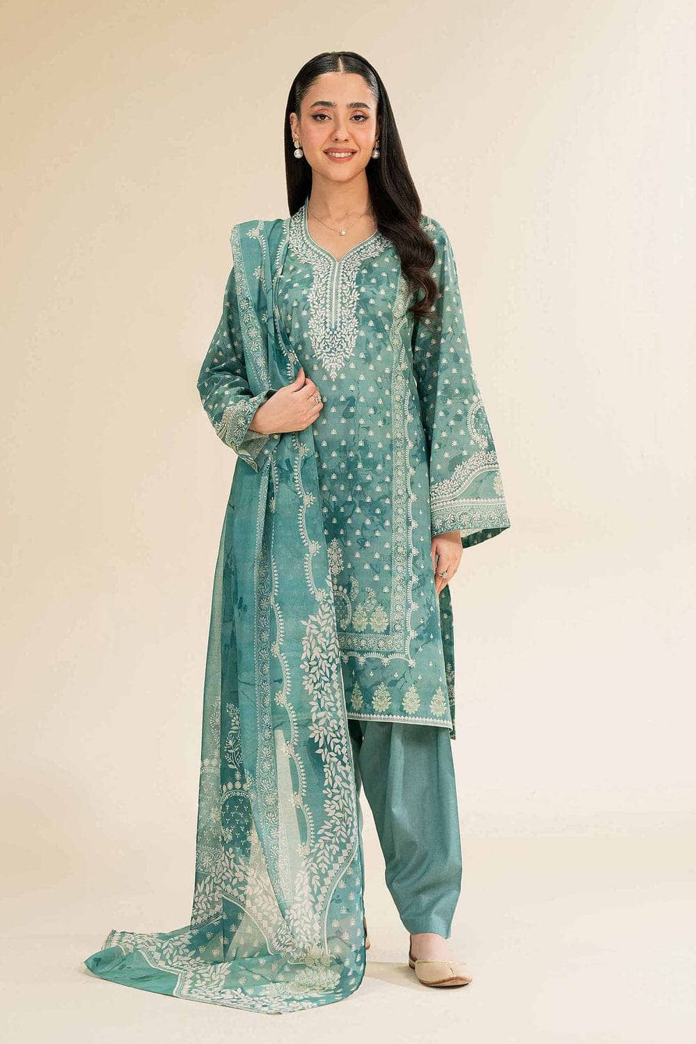 img_nishat_lawn_awwal_boutique