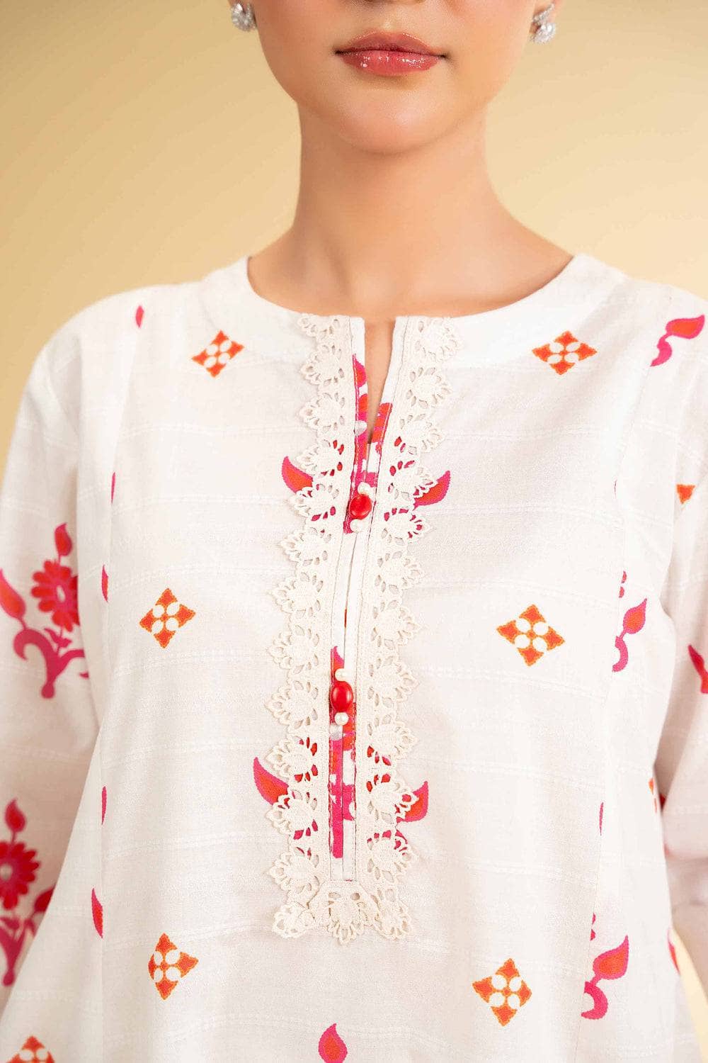 img_nishat_lawn_awwal_boutique