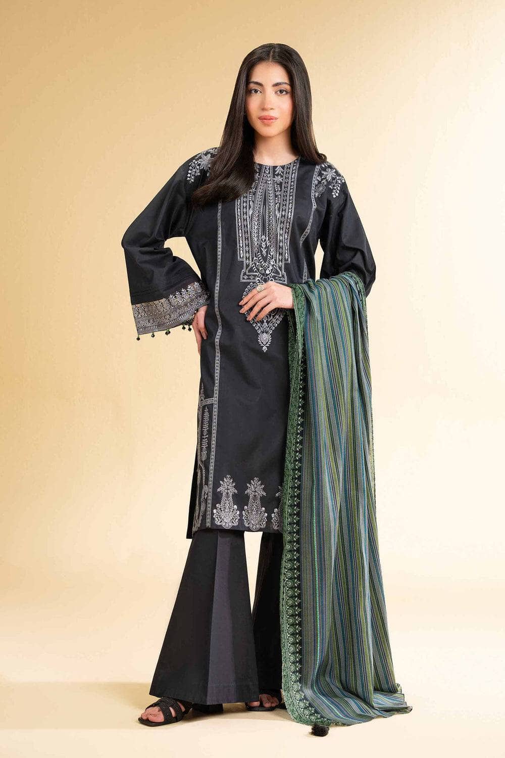 img_nishat_lawn_awwal_boutique