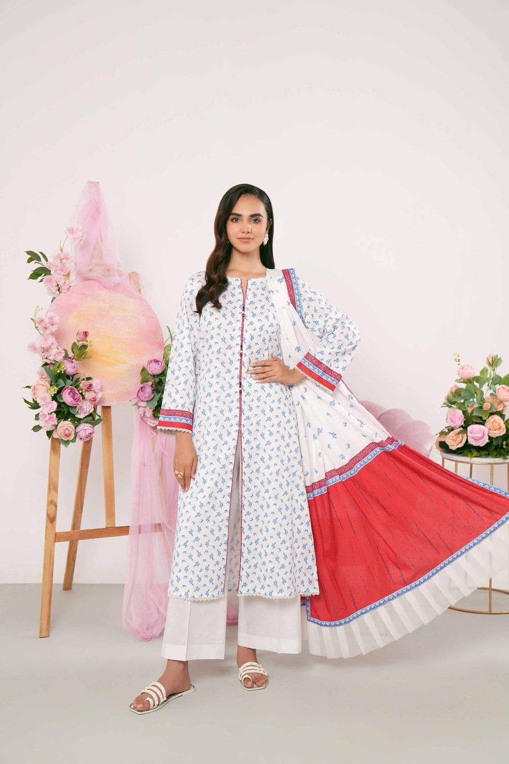img_nishat_lawn_24_awwal_boutique