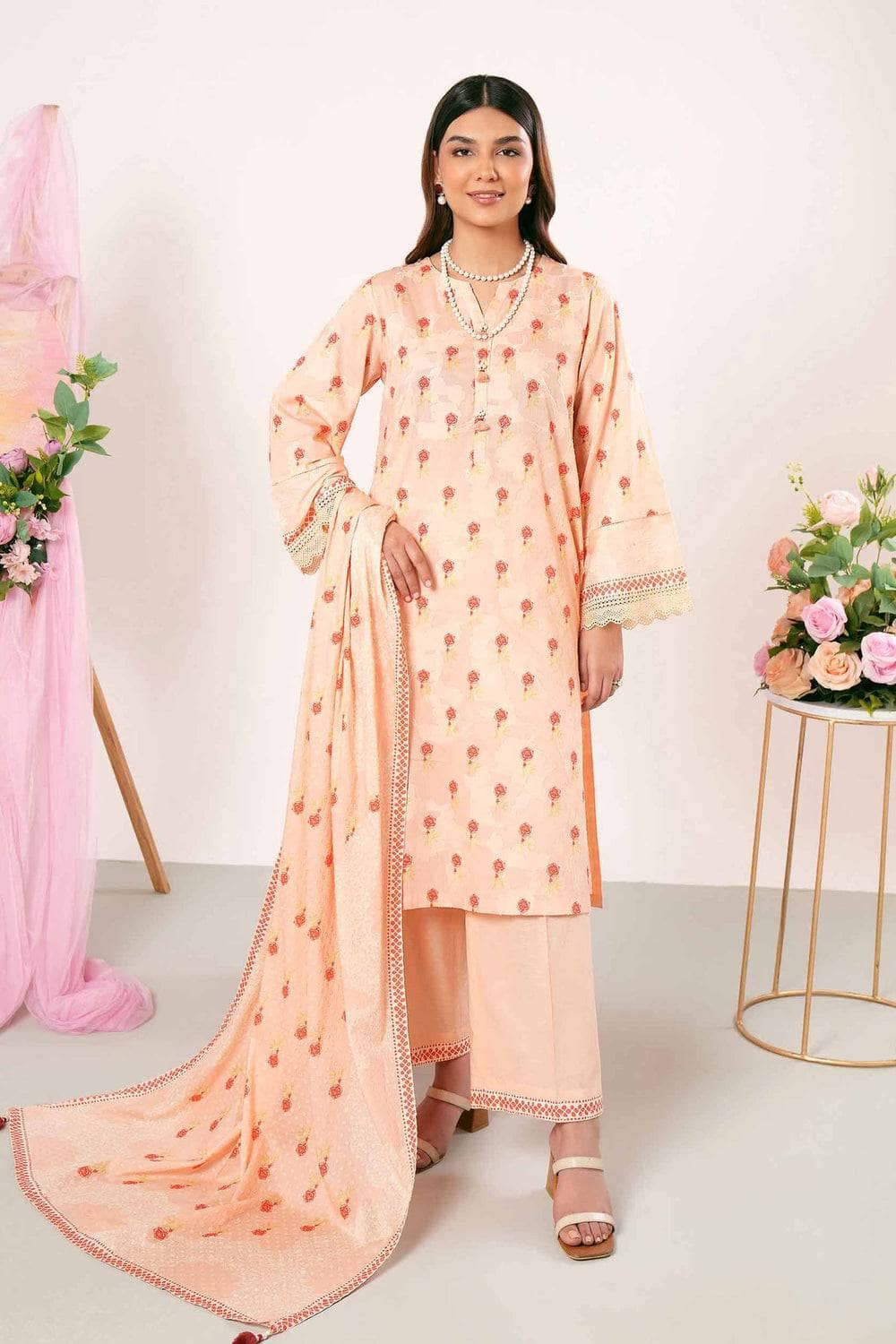 img_nishat_lawn_24_awwal_boutique