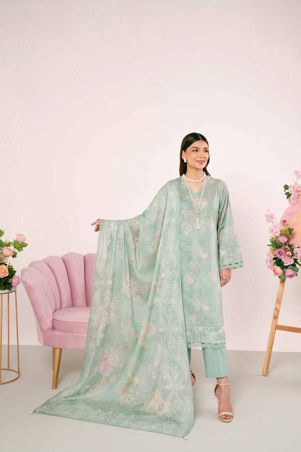 img_nishat_lawn_24_awwal_boutique