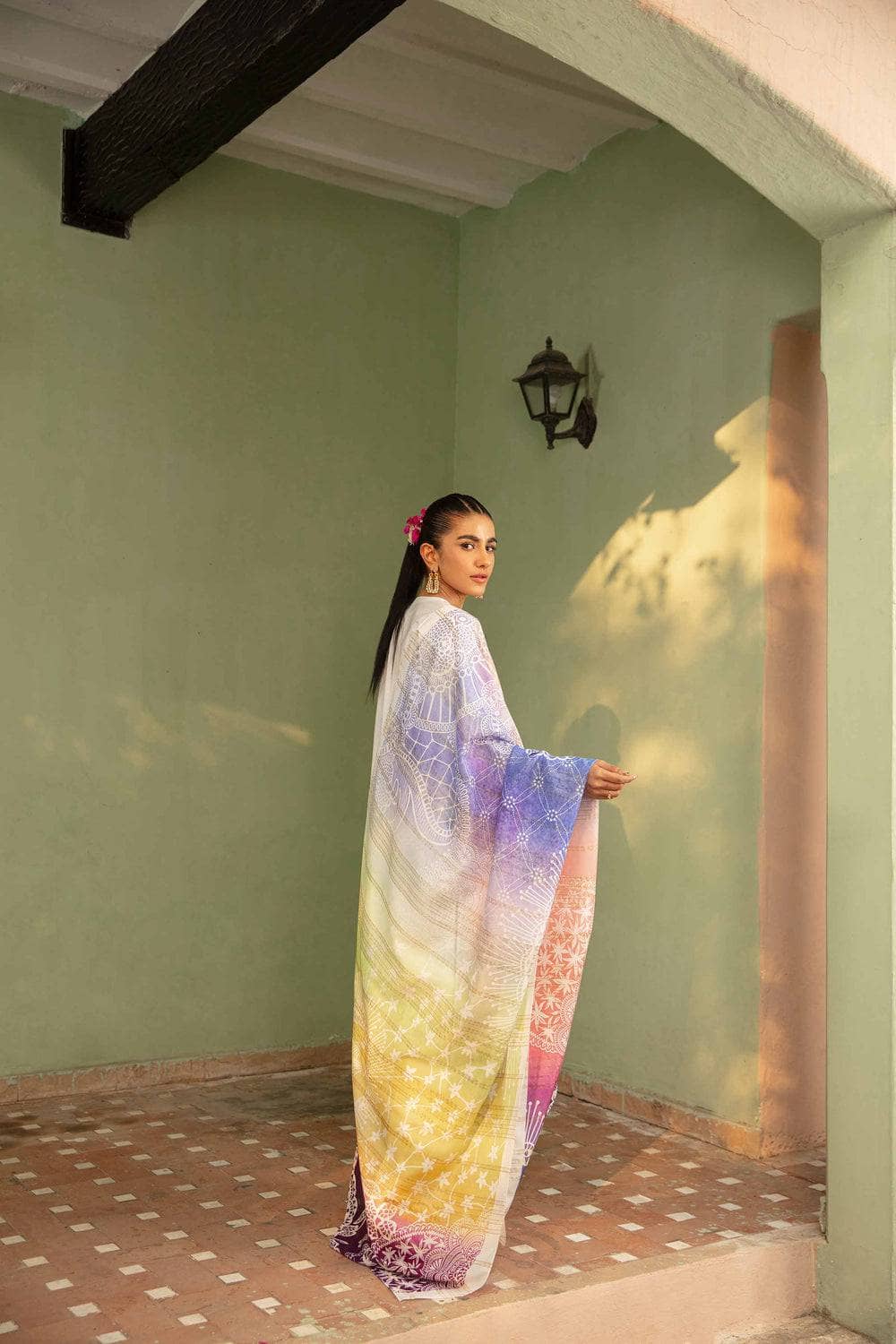 img_nishat_lawn_24_awwal_boutique