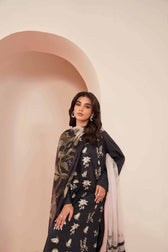 img_nishat_lawn_24_awwal_boutique