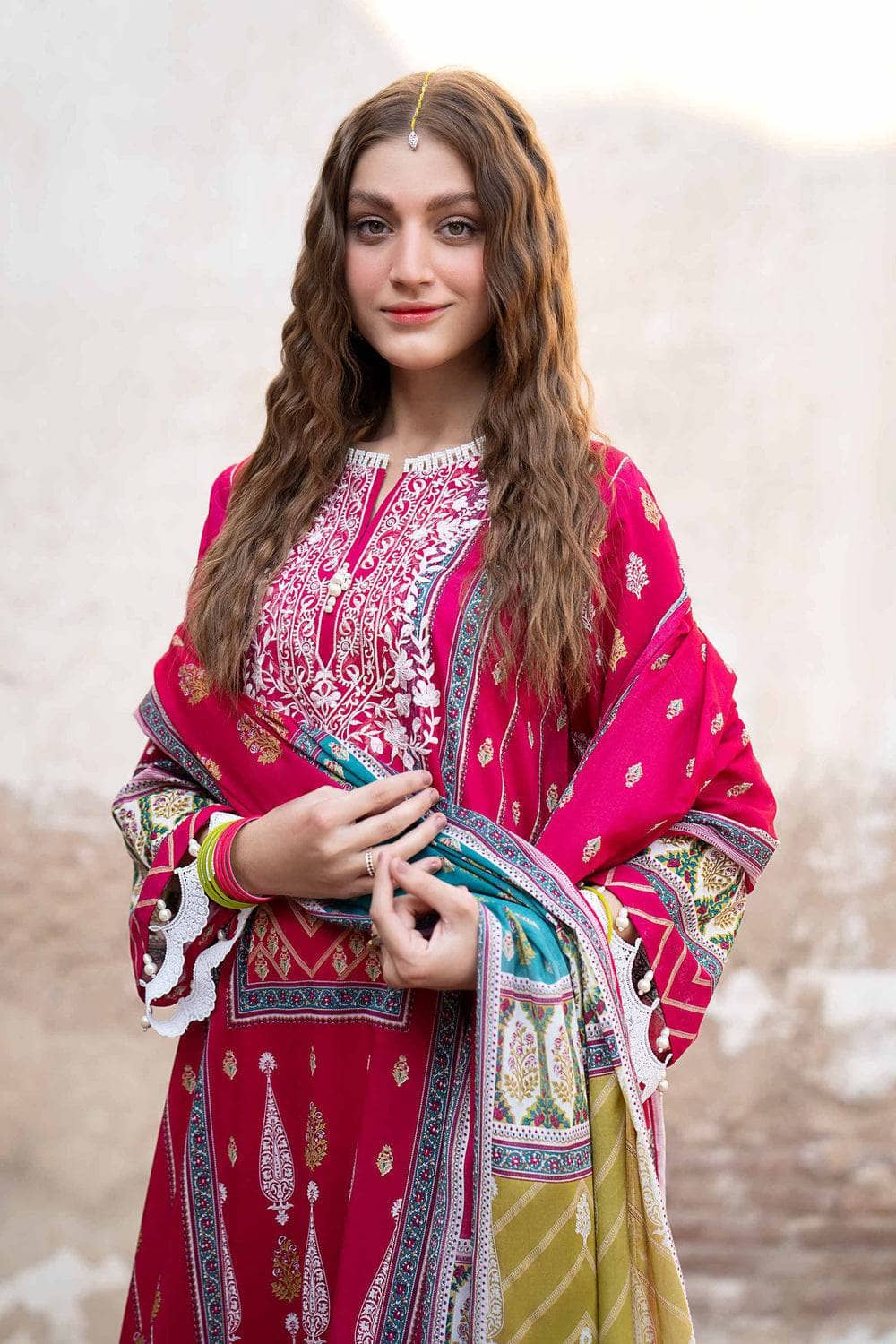 Nishat Lawn Collection 24/3 Piece-Gold Paste Printed Embroidered Suit - 42401902
