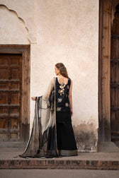 img_nishat_lawn_24_awwal_boutique