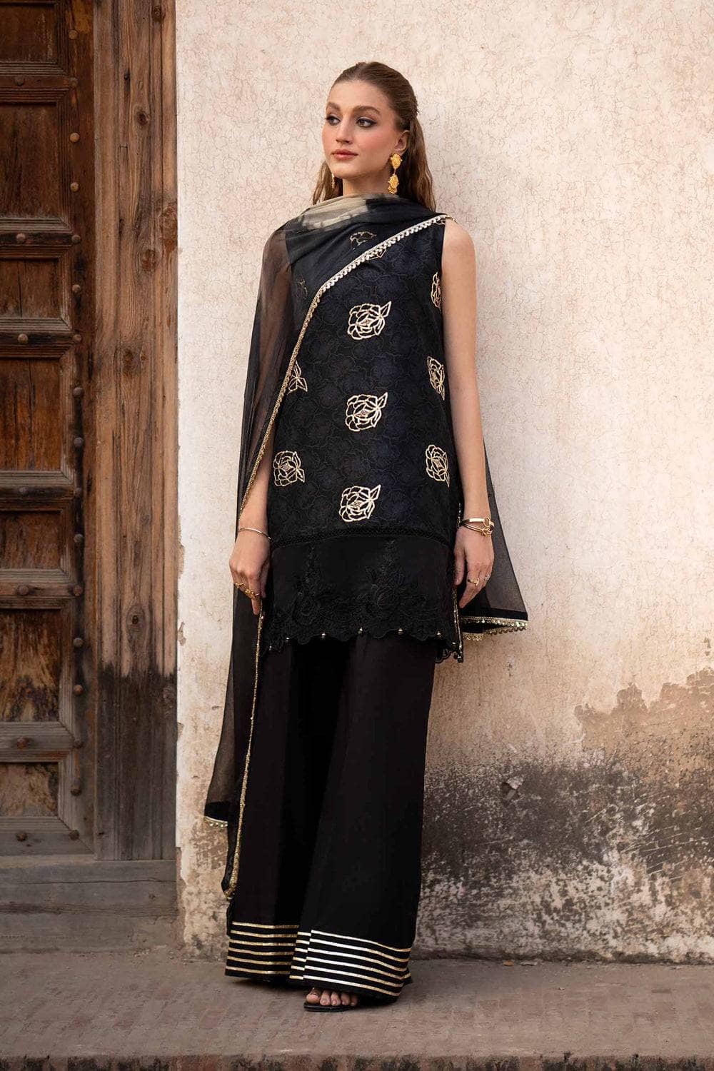 img_nishat_lawn_24_awwal_boutique