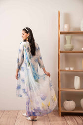 img_nishat_lawn_24_awwal_boutique